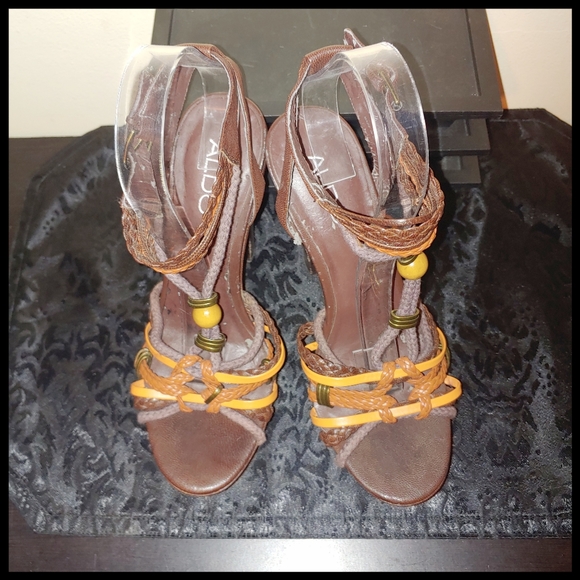 Aldo Brown Heeled Platform Sandals - Picture 4 of 13